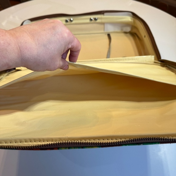 Vintage 60s soft case fabric suitcase, groovy brown, green floral, Japan luggage - Picture 12 of 12